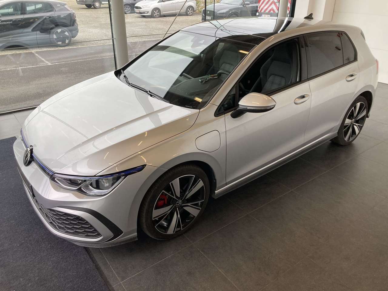 Volkswagen Golf GTE GTE PLUG-IN HYBRD AUTOMAAT+PANO DAK — foto 3 van 20