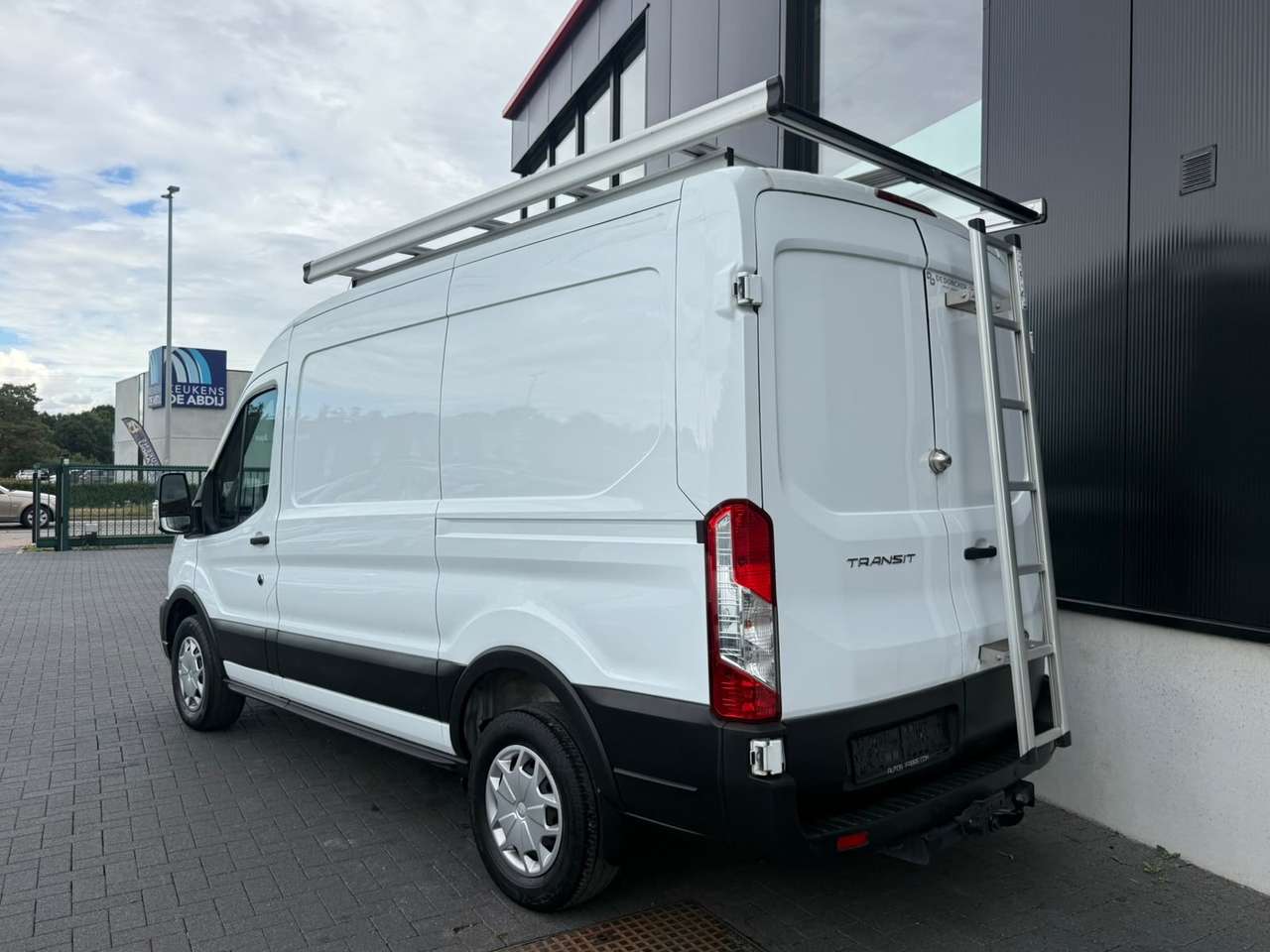 Ford Transit 2.0 TDCi L2H2  70000km — foto 4 van 14