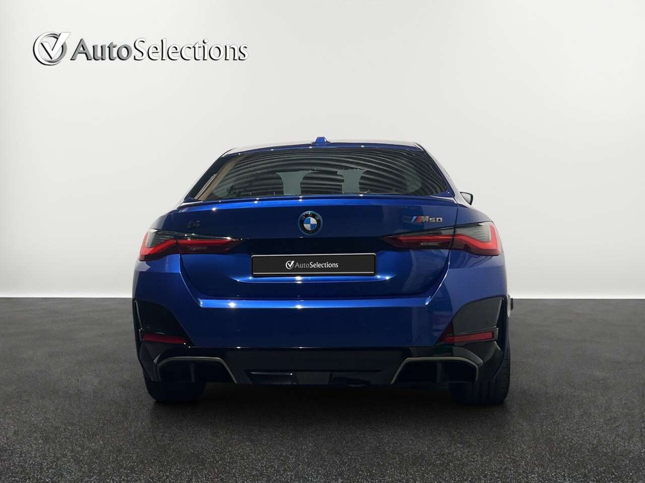 BMW i4 M50 /ACC/Trekhaak/Leder/Led — foto 3 van 16