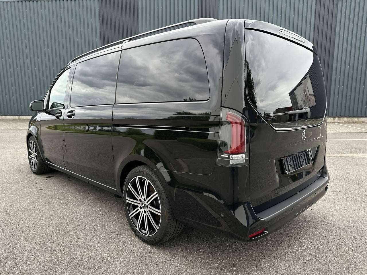 Mercedes-Benz V 300 D L2 Leder interieur Distronic Trekhaak — foto 6 van 7
