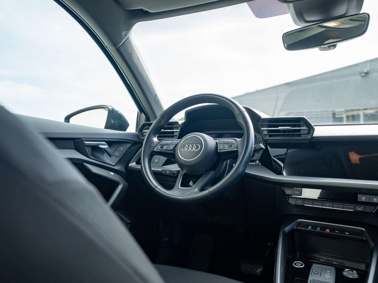 Audi A3 A3 Sportback 30 TFSI Business Edition Advanced S tronic — foto 13 van 19