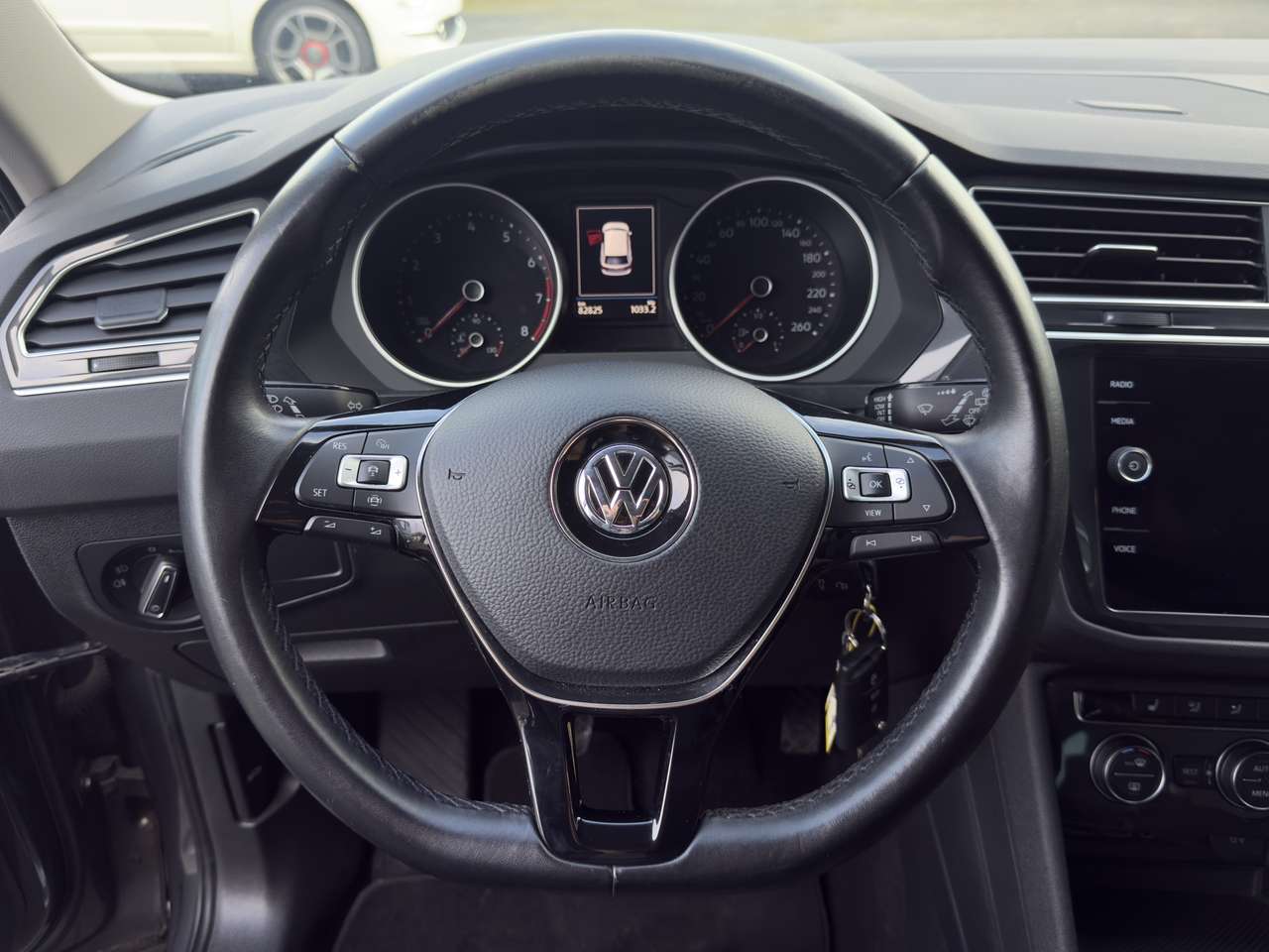 Volkswagen Tiguan 1.5 TSI — foto 11 van 20