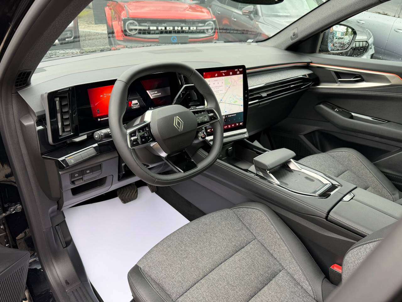 Renault Austral MHEV TECHNO FACELIFT 20" PANO CAMERA APPLE CARPLAY — foto 4 van 17