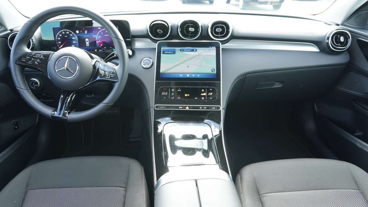Mercedes-Benz C 180 MBUX/17" 10 DUBBELSPAAKS/ACT. SPOORASSIST — foto 10 van 18