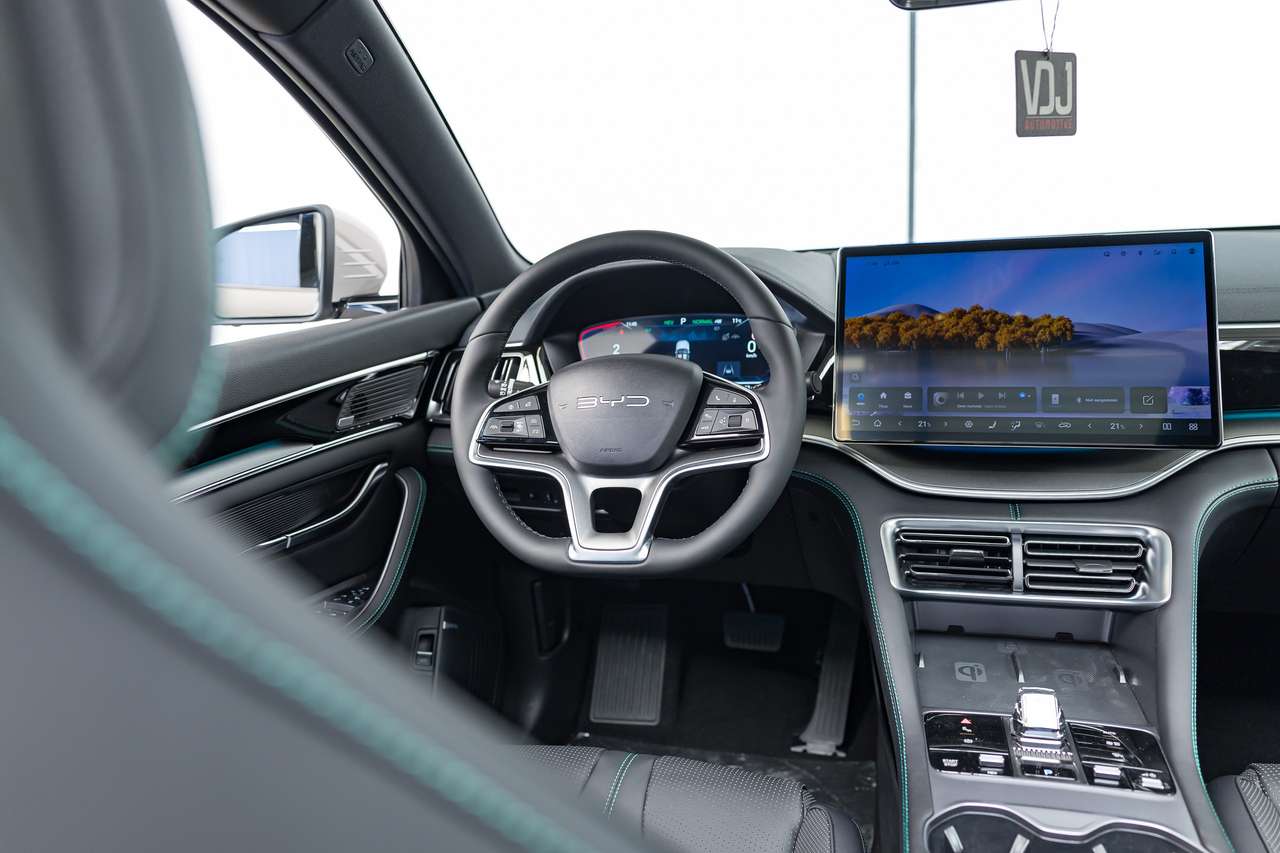 BYD Seal U ONMIDDELIJK LEVERBAAR!|BYD Seal U BOOST | BOUNDLESS GREY | pHEV | PANO | ACC | LA | 360° | — foto 18 van 25