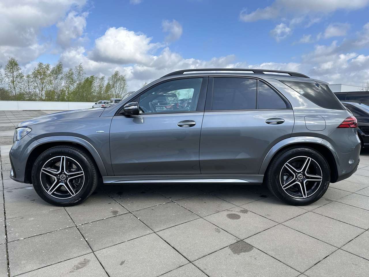 Mercedes-Benz GLE 400 E 4-Matic PHEV AMG Line Pan. dak Distronic Night — foto 4 van 19