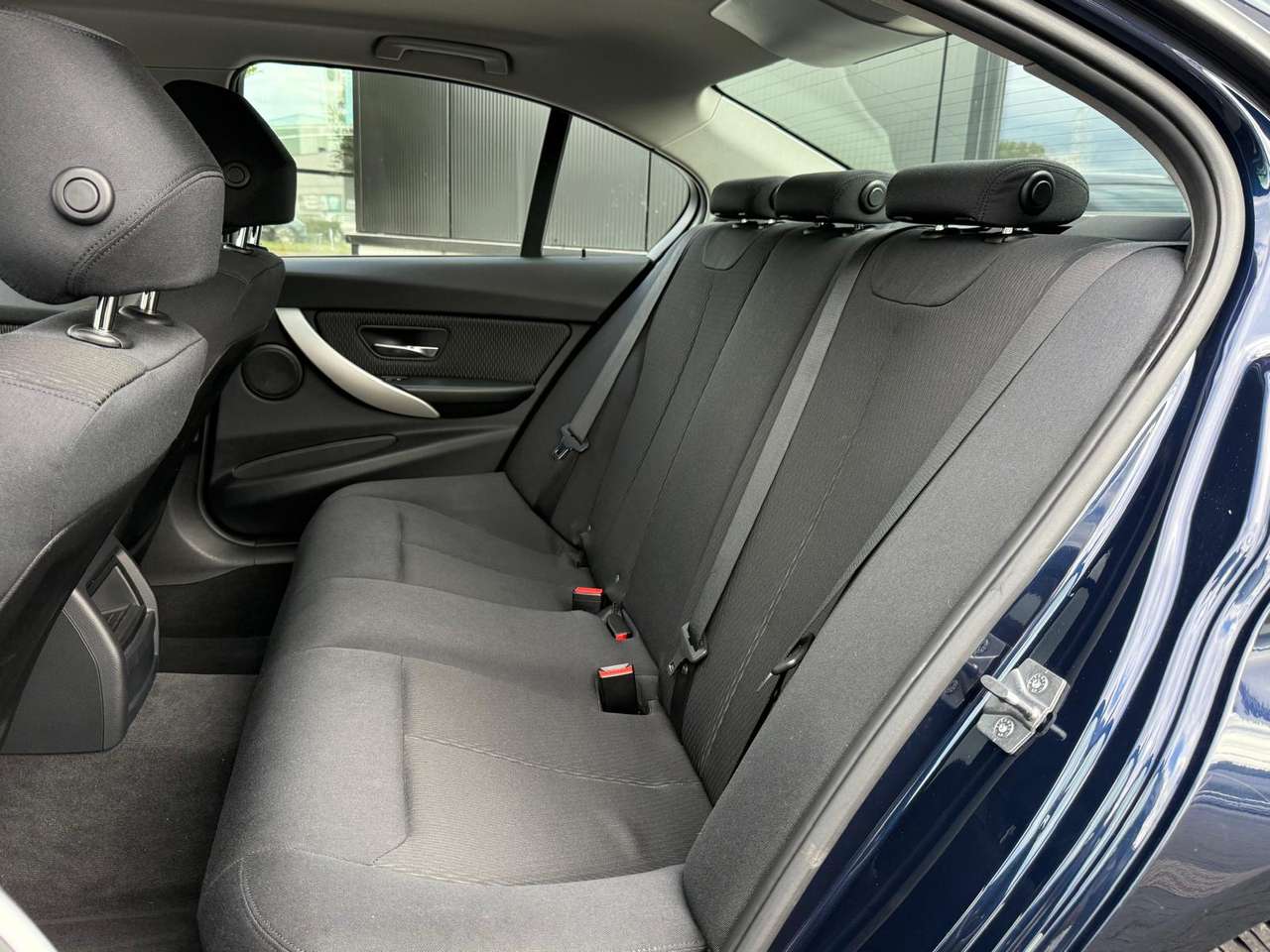 BMW 316 d  GPS  1 er prop 109000km Carpass !! — foto 11 van 18