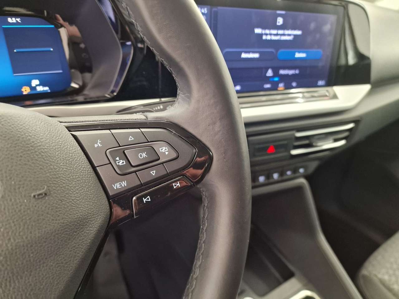Ford Tourneo Connect GRAND BENZINE AUTOMAAT-7 ZIT +3 JAAR WAARBORG — foto 12 van 14