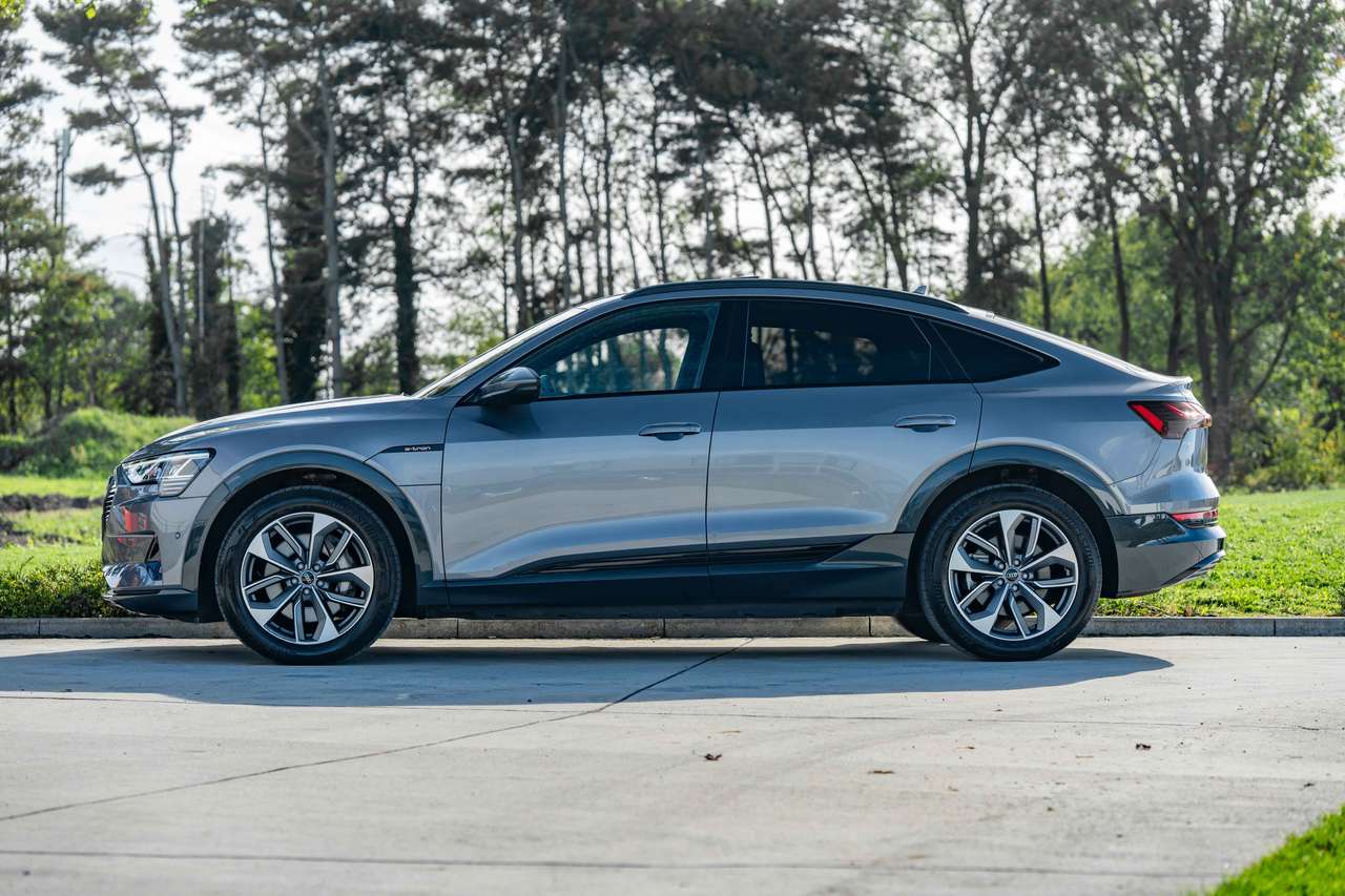 Audi e-tron (2022) — foto 6