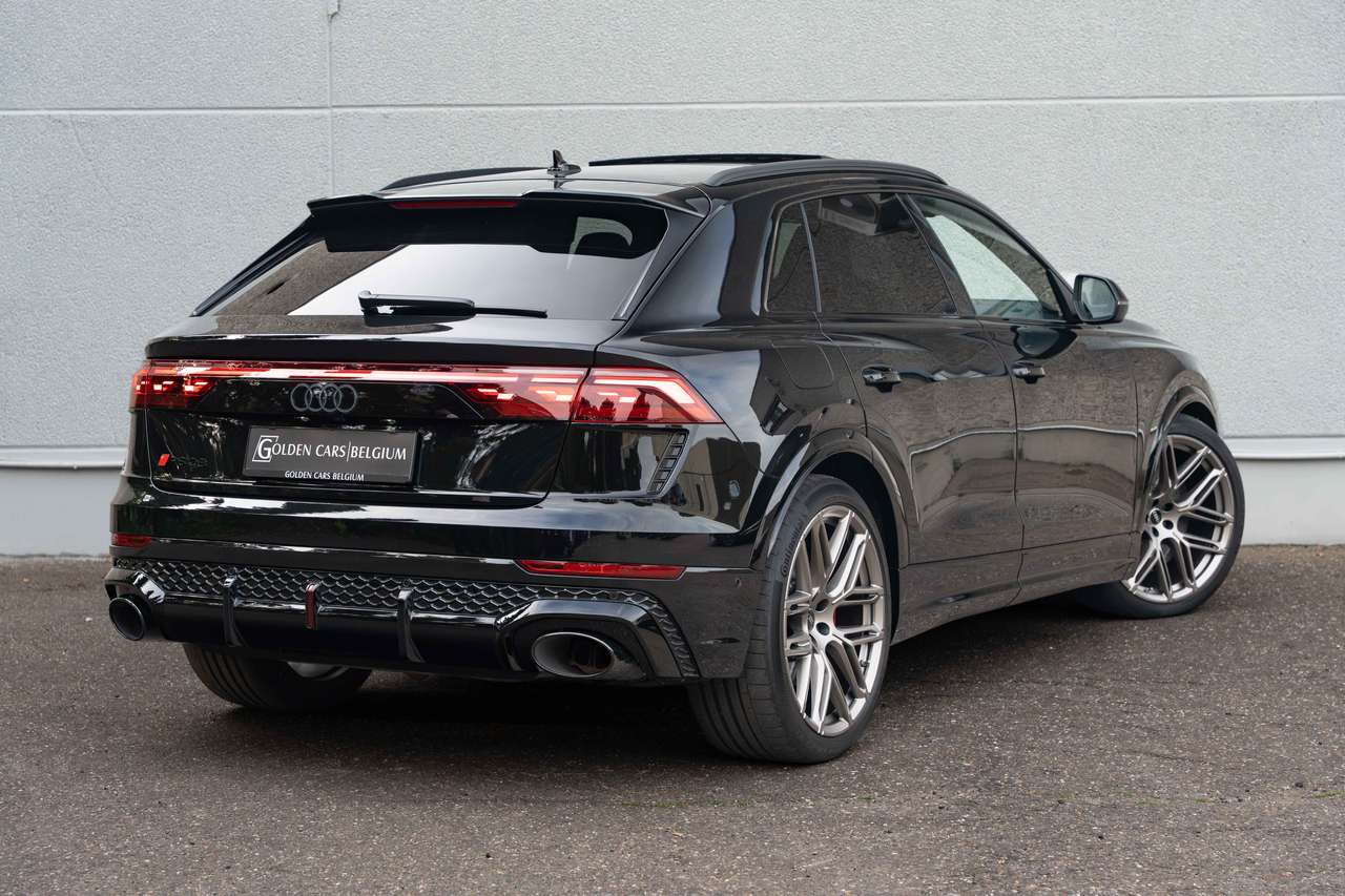 Audi RS Q8 Performance MATRIX/4-WIELSTURING/CERAMIC/PANO/HUD/SOFTCLOSE/B&O — foto 8 van 25
