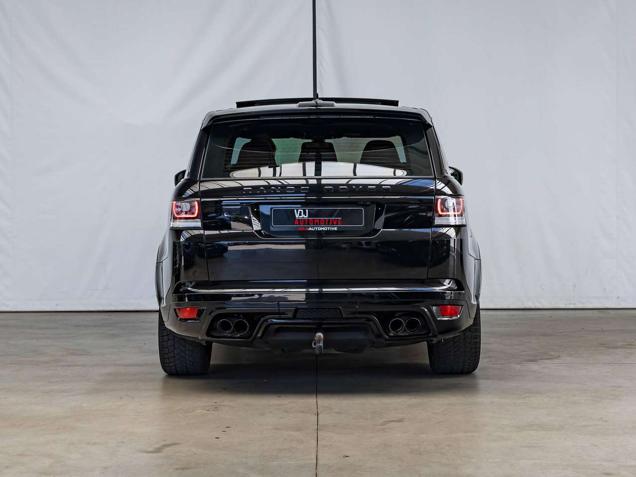 Land Rover Range Rover Sport 5.0i V8 SVR|PANO|HEAD-UP|HEATED-SEATS(v/a)|KEYLESS|AMBIENTLIGHT|ACC|LA| — foto 4 van 25