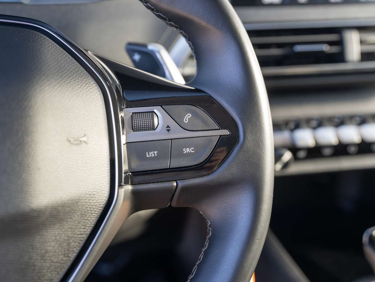 Peugeot 3008 3008 NIEUWE DISTRIBUTIERIEM/12M GARANTIE/GROOT ONDERHOUD — foto 16 van 25