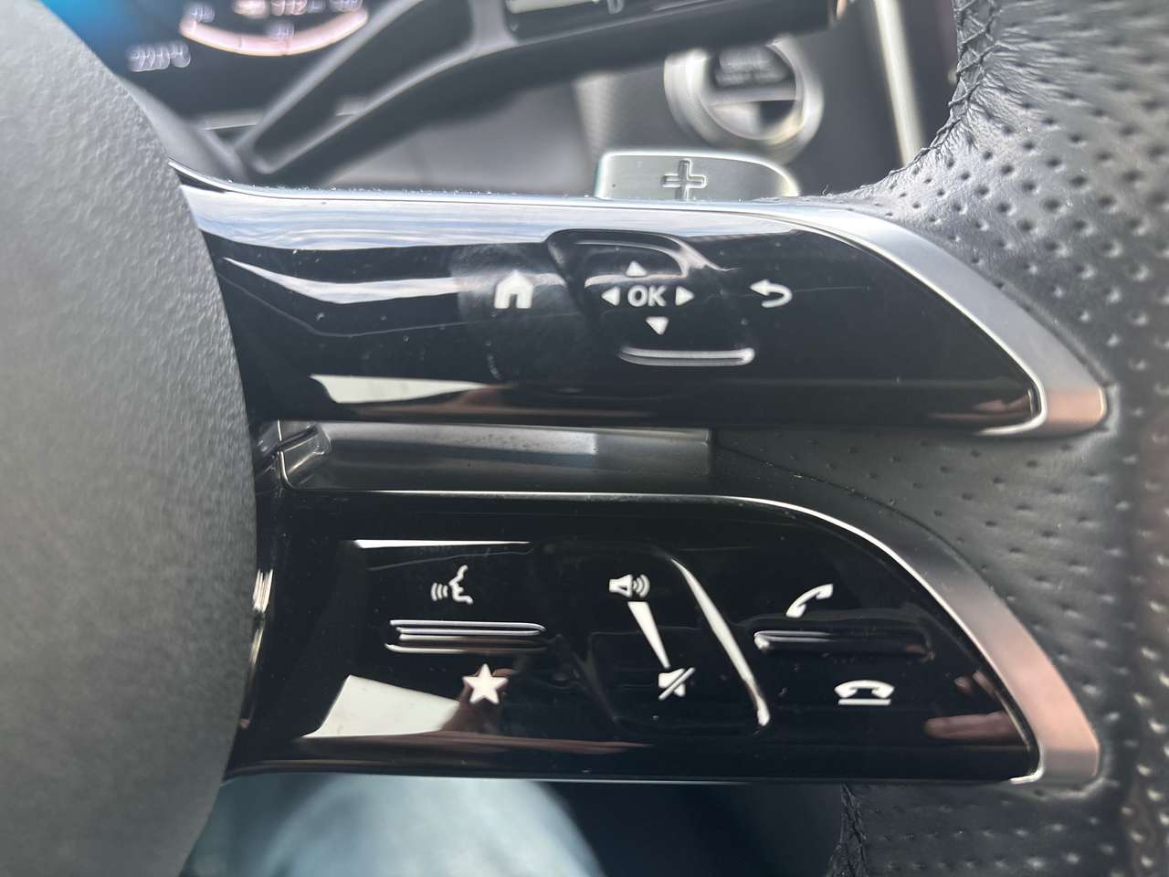 Mercedes-Benz GLC 300 GLC 300 de PHEV AMG Line 4MATIC - PANO - AIRMATIC - 360 - TREKHAAK - ACC - CARPLAY - LIGHT DESIGN — foto 17 van 25