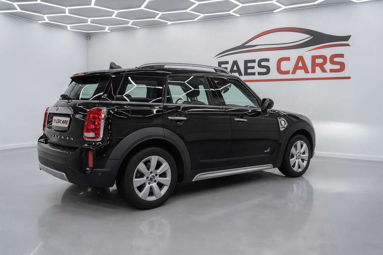 MINI Cooper SE Countryman Mini Countryman 1.5A PHEV Cooper SE ALL4 — foto 2 van 15