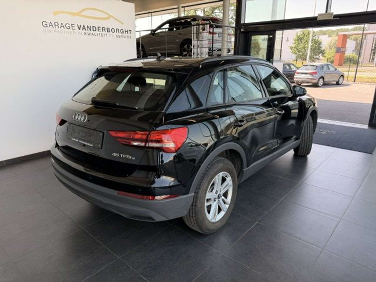 Audi Q3 45 TFSI e PHEV AUTOMAAT — foto 6 van 21
