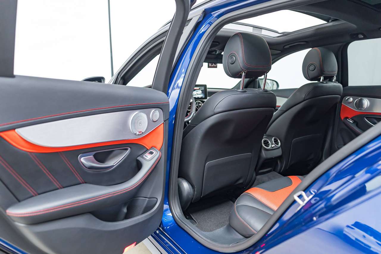 Mercedes-Benz C 63 AMG C63 S AMG|360°|PANO|ZETELVERWARMING|ACC|LA|SFEERVERLICHTING|KEYLESS|GARANTIE| — foto 17 van 25