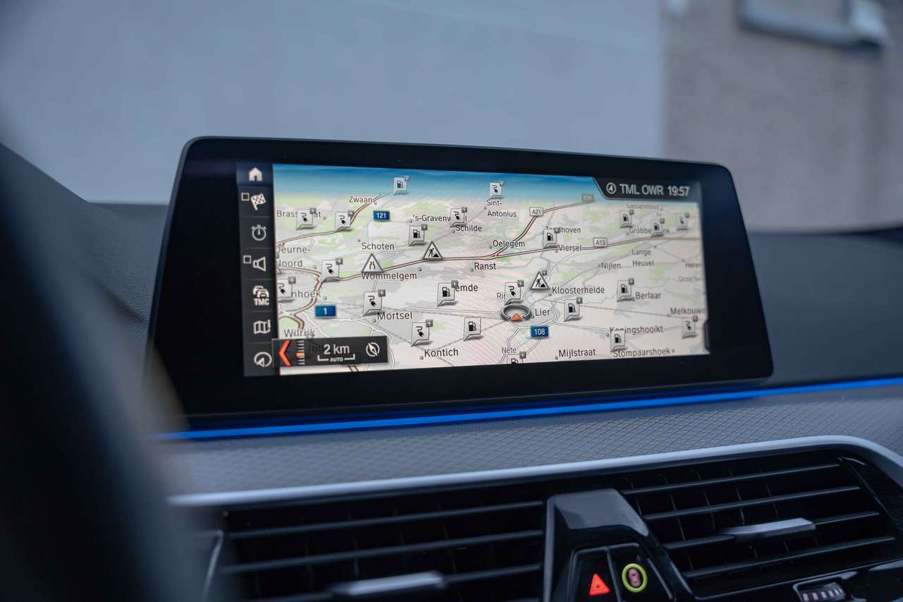 BMW 530 e M-Sport LASER/OPENDAK/H&K/HUD/360°/19"/MEMORY/DAB — foto 18 van 25