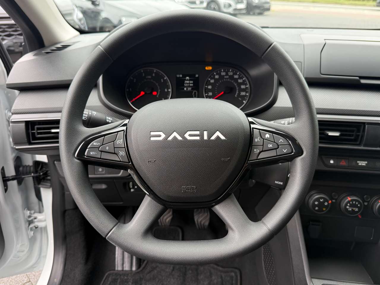 Dacia Sandero 1.0i SCe Airco 2800km NIEUWSTAAT ! Facelift — foto 8 van 17
