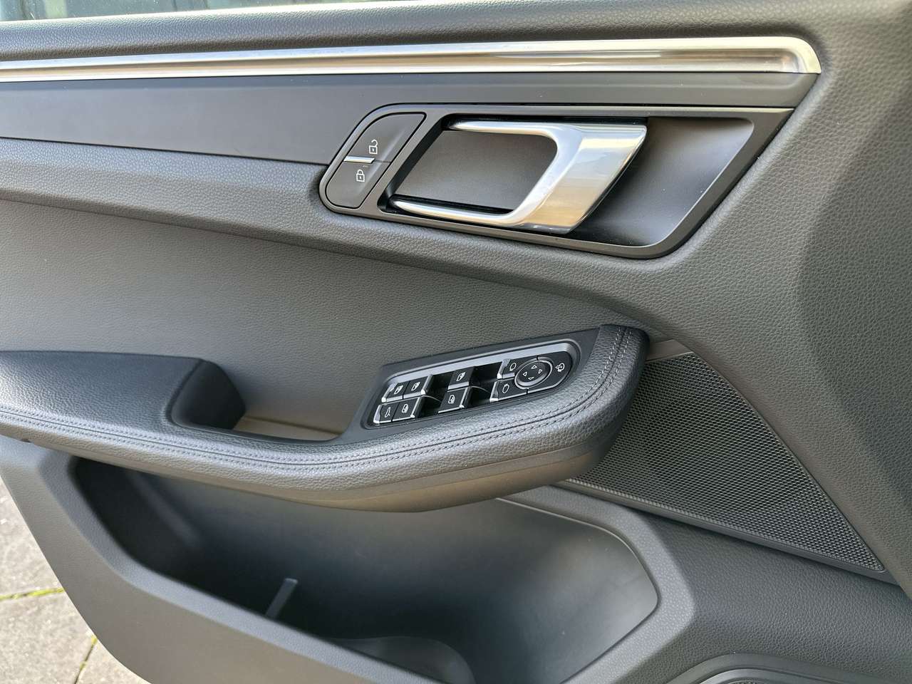 Porsche Macan Macan 2.0 Turbo PDK Pano dak 20" velgen — foto 17 van 19