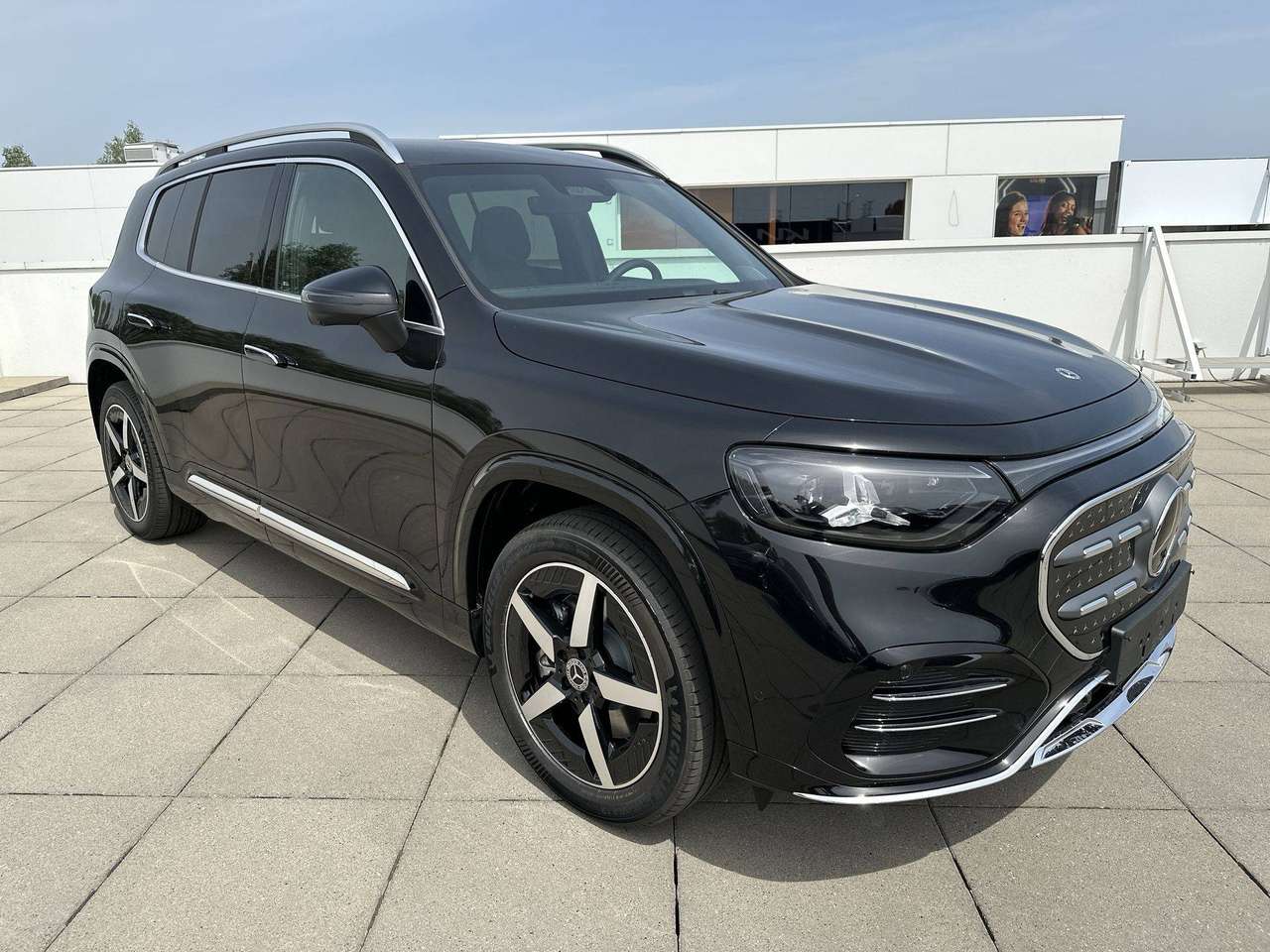 Mercedes-Benz GLB 250 + Electric  AMG Pano dak Burmester Multibeam Memory Distronic