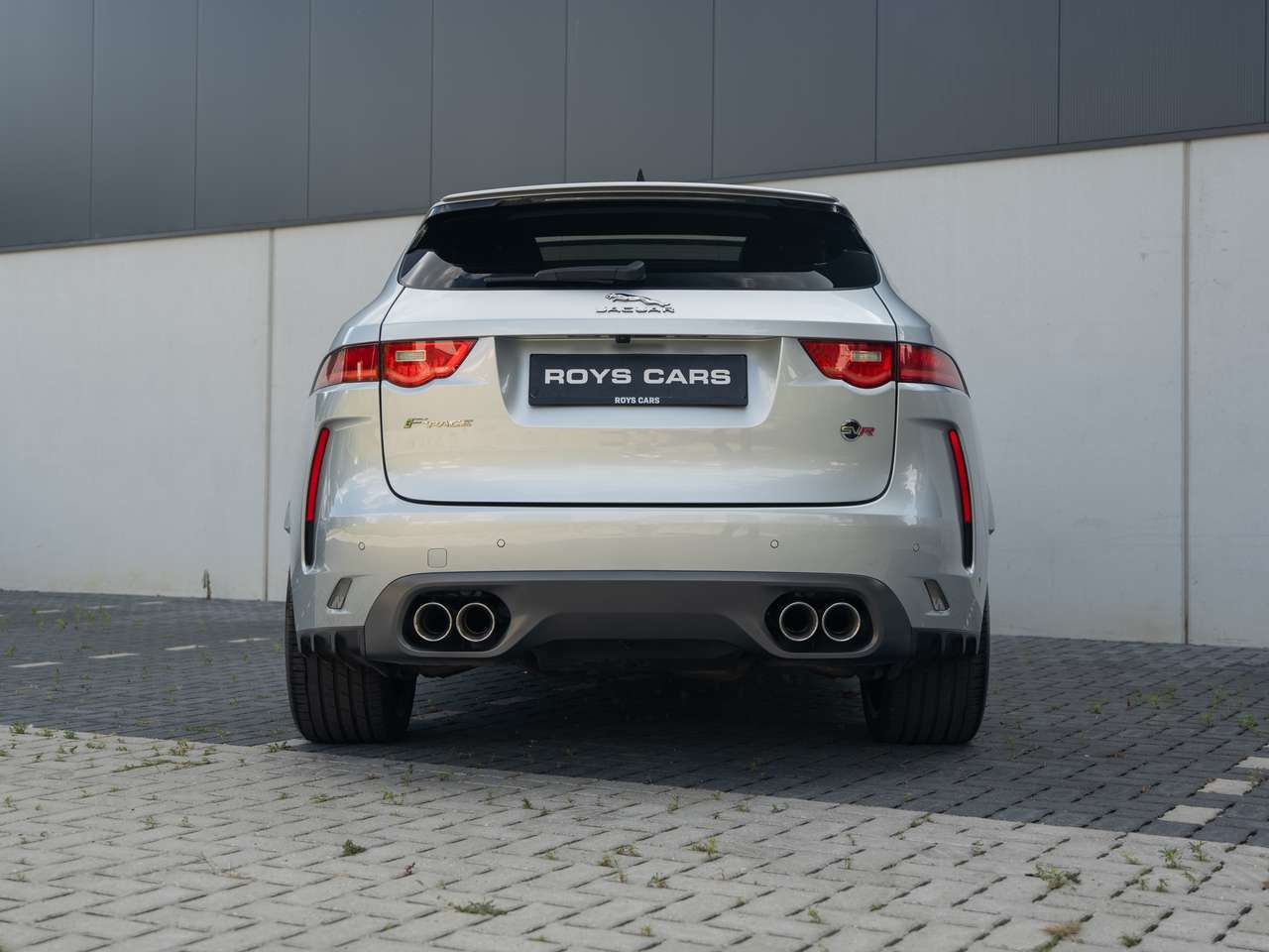 Jaguar F-Pace F-Pace SVR 5.0 V8 AWD LICHTE VRACHT/DEALER SERVICED/PRE OPF/1ST BE OWNER — foto 6 van 25