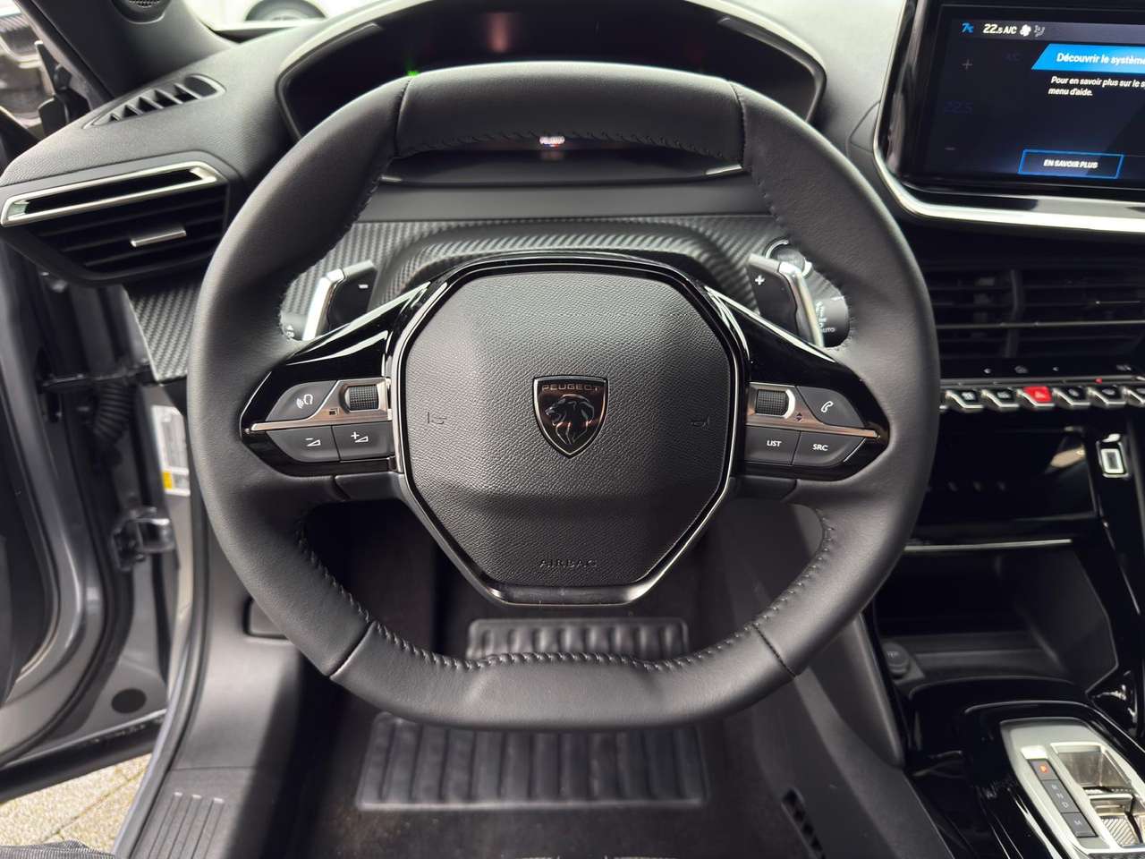 Peugeot 2008 12 Hybride Allure Automaat — foto 8 van 25