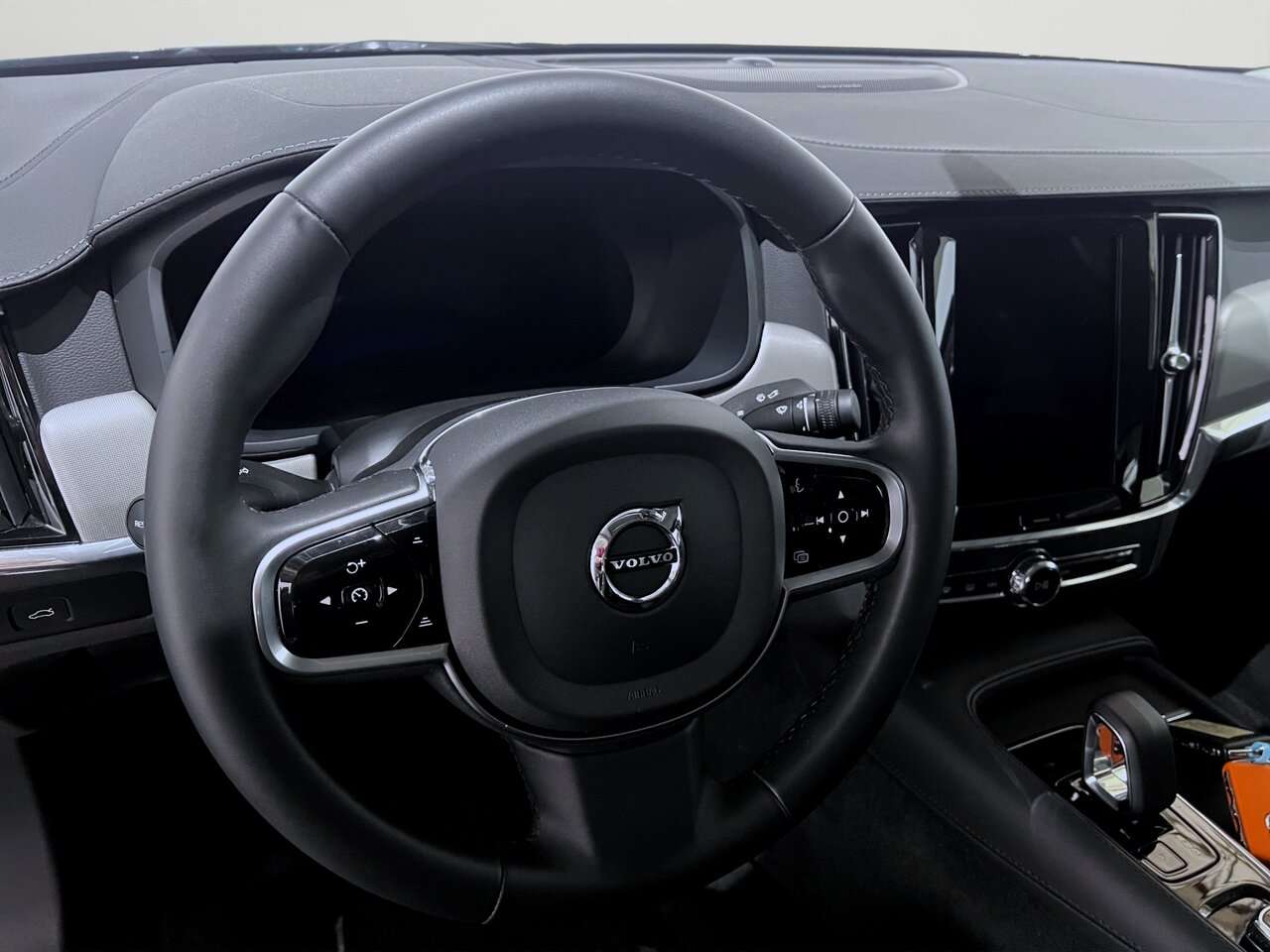 Volvo S90 B4 PLUS BRIGHT/360°/LUCHTVERING/HARMAN KARD — foto 12 van 21