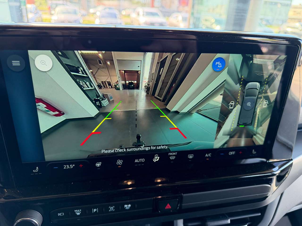 Ford Tourneo Custom TITANIUM X PHEV NIEUW 8ZIT — foto 14 van 21