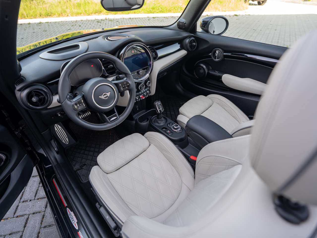MINI John Cooper Works Cabrio Cabriolet John Cooper Works FULL-OPTION - 1STE EIG — foto 14 van 20