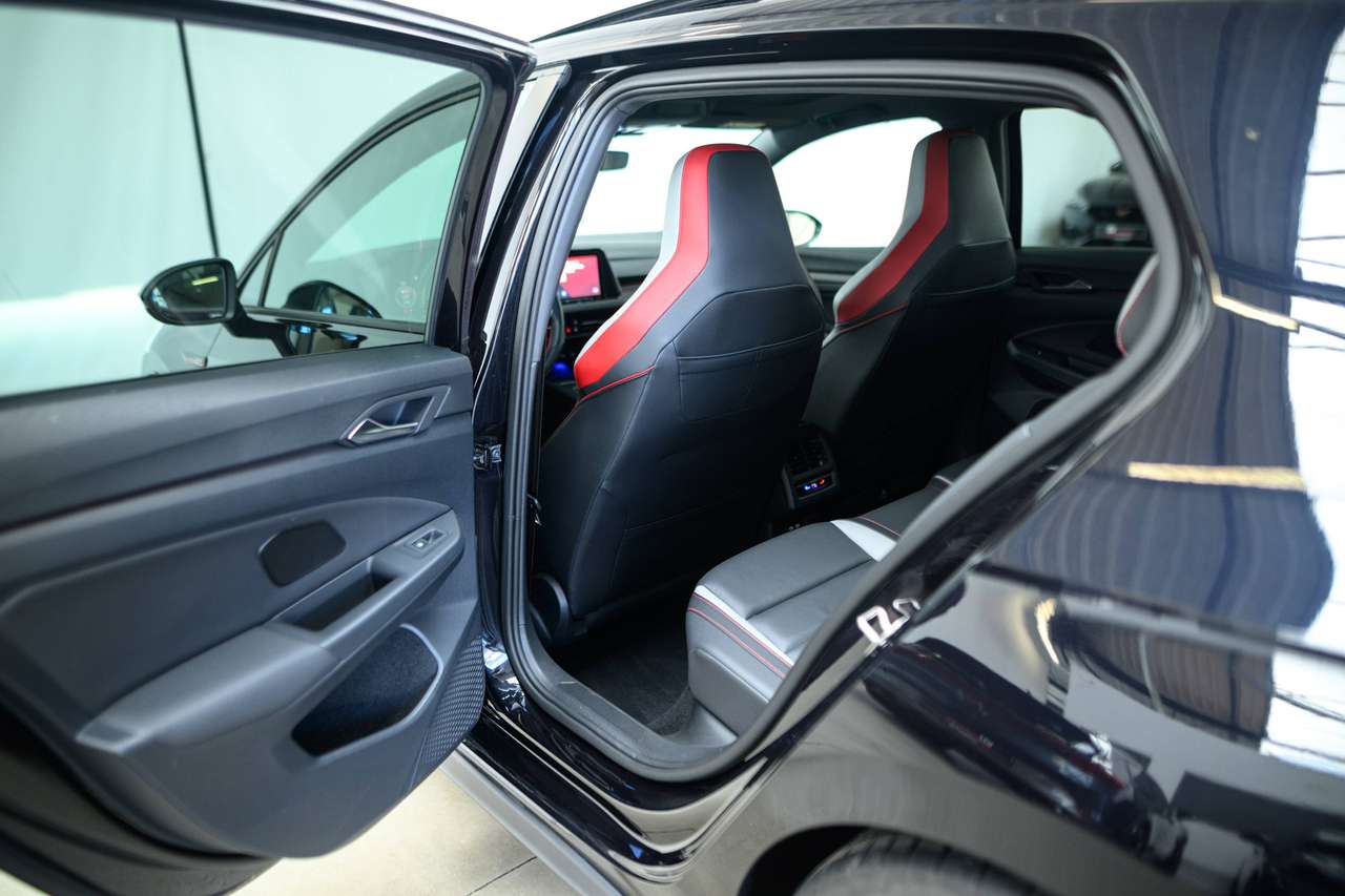 Volkswagen Golf GTI CLUBSPORT|HEAD-UP|HARMAN-KARDON|IQ-LIGHTS|ZETELVERW.|ZETELKOEL.|ACC|LA|SFEERVERL.|CAMERA|GARANTIE — foto 15 van 25