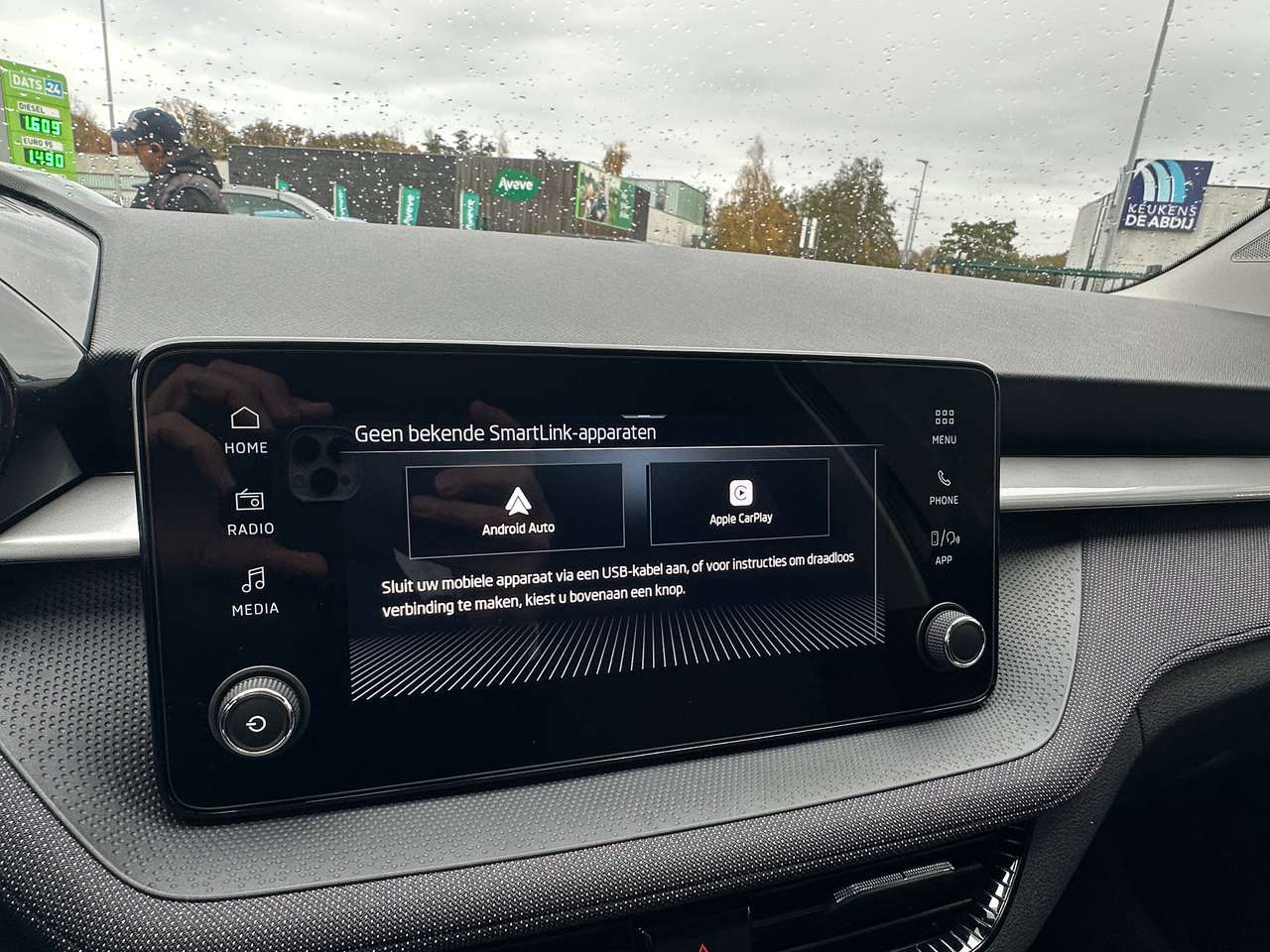 Skoda Fabia 1.0i  DSG  130years Camera GPS Verw zetels NIEUW — foto 12 van 15