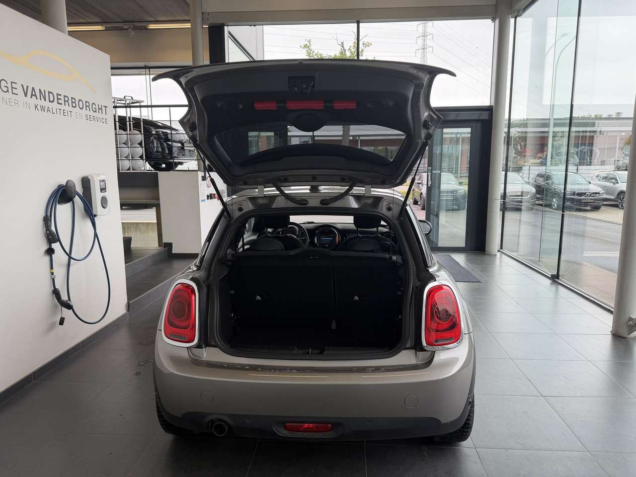 MINI One BENZINE AUTOMAAT SLECHTS 44000KM!!!! — foto 6 van 18