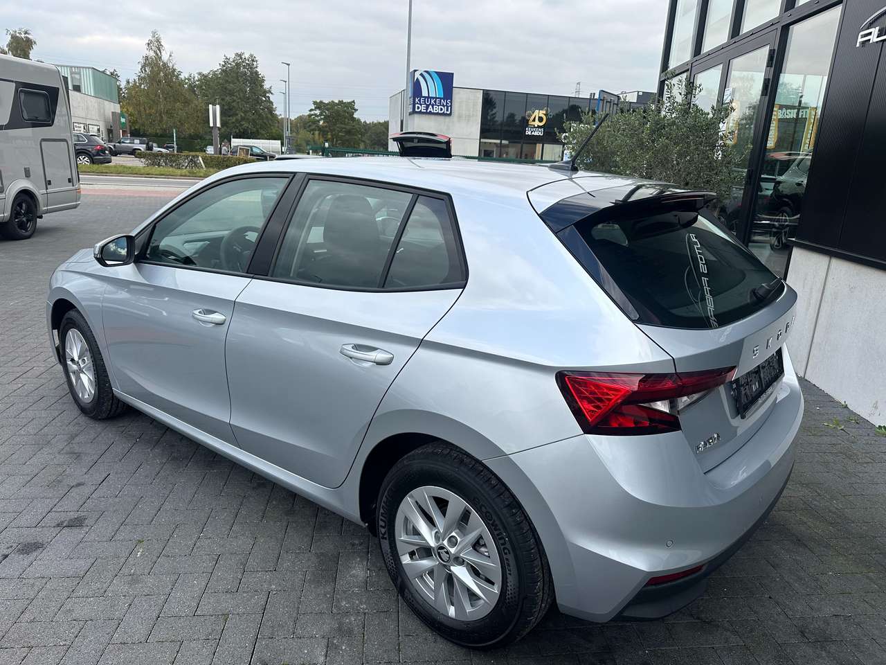 Skoda Fabia 1.0i  115pk DSG Automaat  Verw zetels NIEUW !!!! — foto 5 van 17