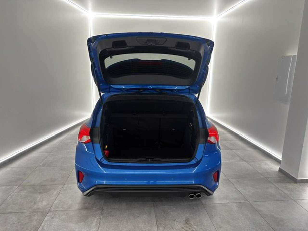 Ford Focus ST-LINE X 155PK BENZINE+OPEN DAK-SLECHTS 28000KM!!! — foto 4 van 17
