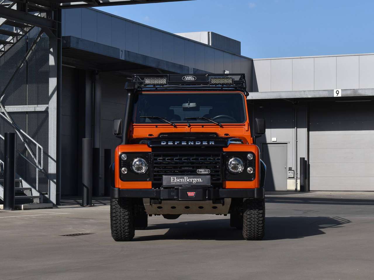 Land Rover Defender 110 2.2 TD4 / "Adventure Edition" / Firesand Orange / First Owner — foto 12 van 25