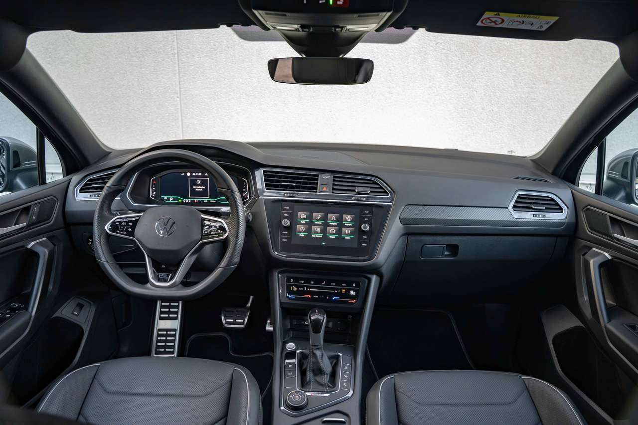 Volkswagen Tiguan Allspace 2.0 TSI 4M R-Line LED/VIRTUAL/ACC/360°/TREKHAAK — foto 10 van 25