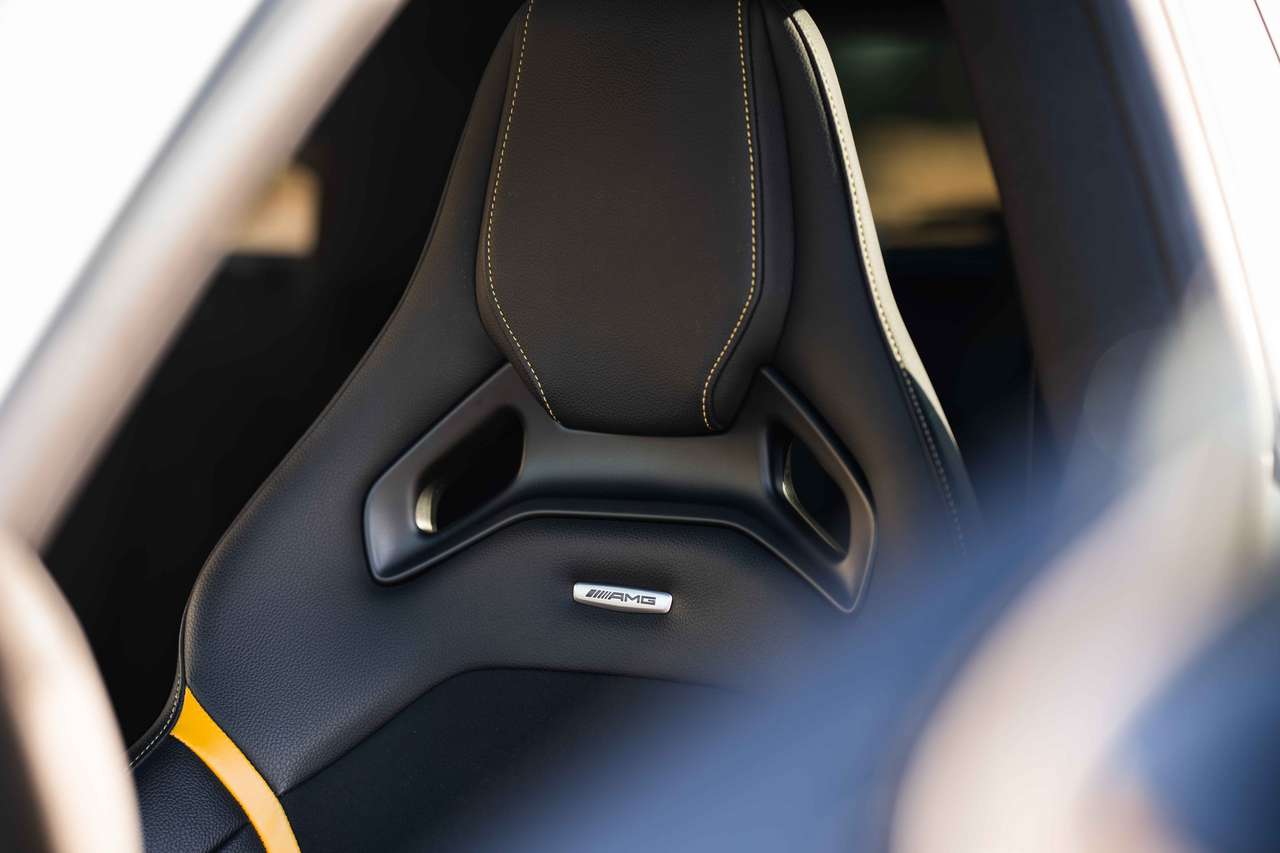 Mercedes-Benz CLA 45 AMG AMG*PANO*LED*BURMESTER*AMG SEAT*360 CAMERA* — foto 19 van 25