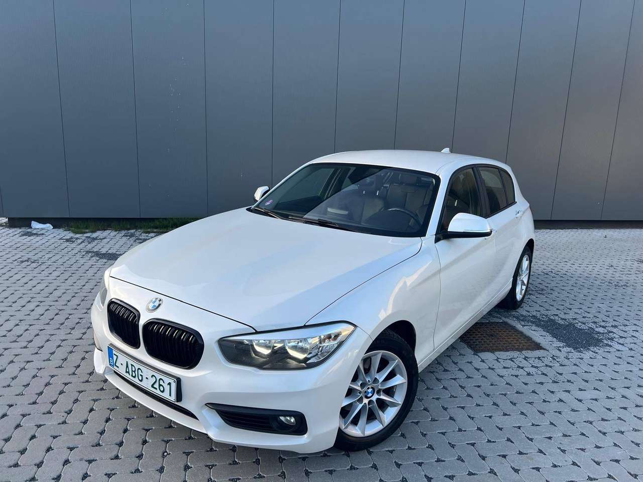 BMW 116 leder - cruise - vers onderhoud - mogelijkheid tot CarPlay — foto 2 van 25