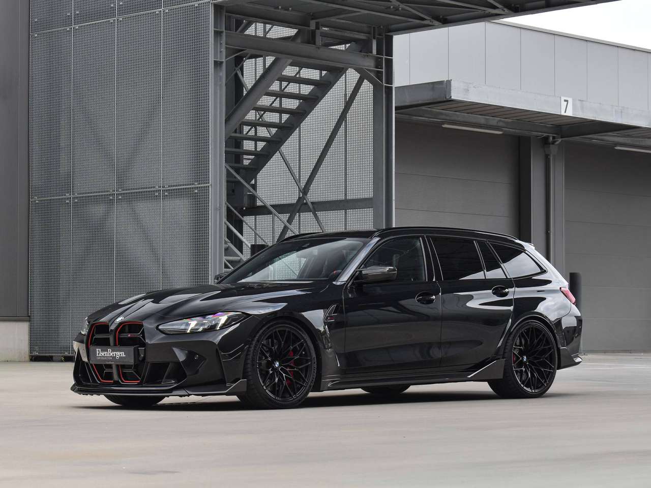 BMW M3 CS Touring / FULL CARBON / BLACK SAPPHIRE — foto 22 van 25
