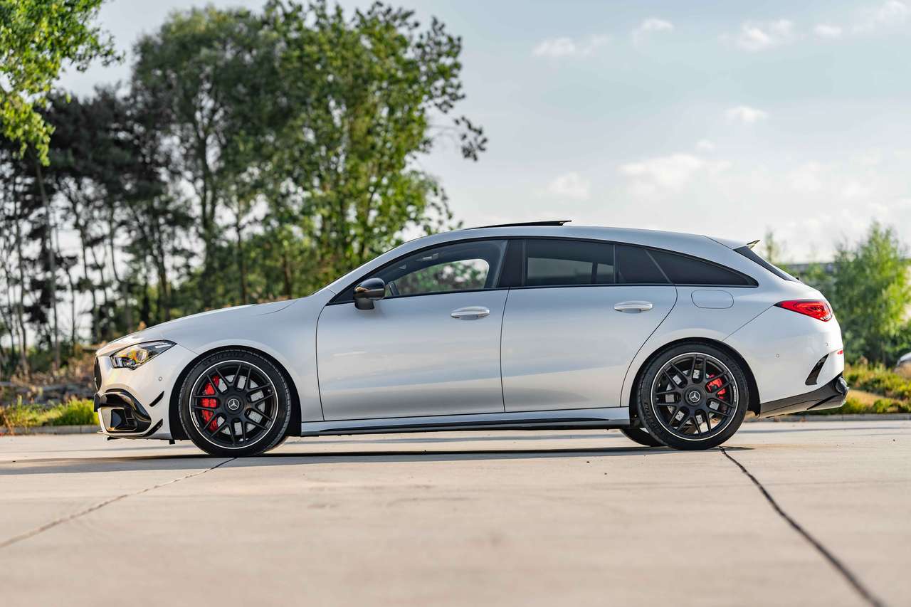 Mercedes-Benz CLA 45 AMG (2021) — foto 5