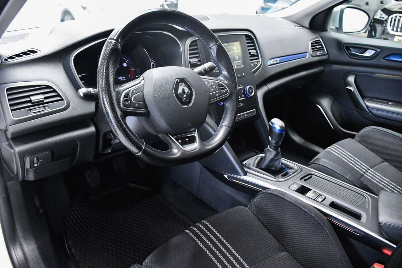 Renault Megane Megane 1.33 TCe GT-Line - NAVIGATIE / TREKHAAK / OPEN DAK / CAMERA / CAMERA / SMARTLINK / PDC / CC — foto 9 van 20