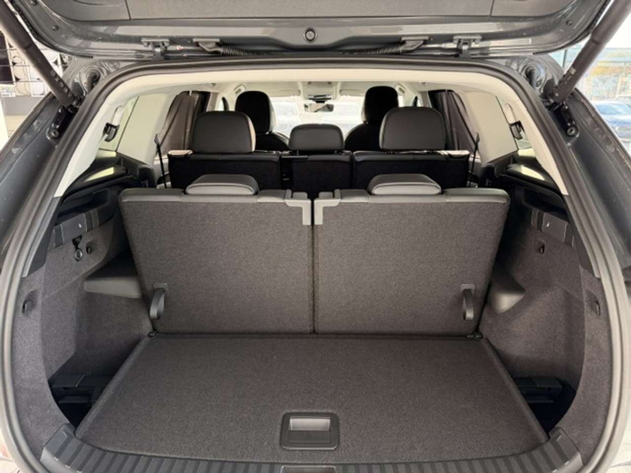 Volkswagen Tayron HYBRIDE AUTOMAAT 7 ZETELS NIEUW 0KM — foto 8 van 25