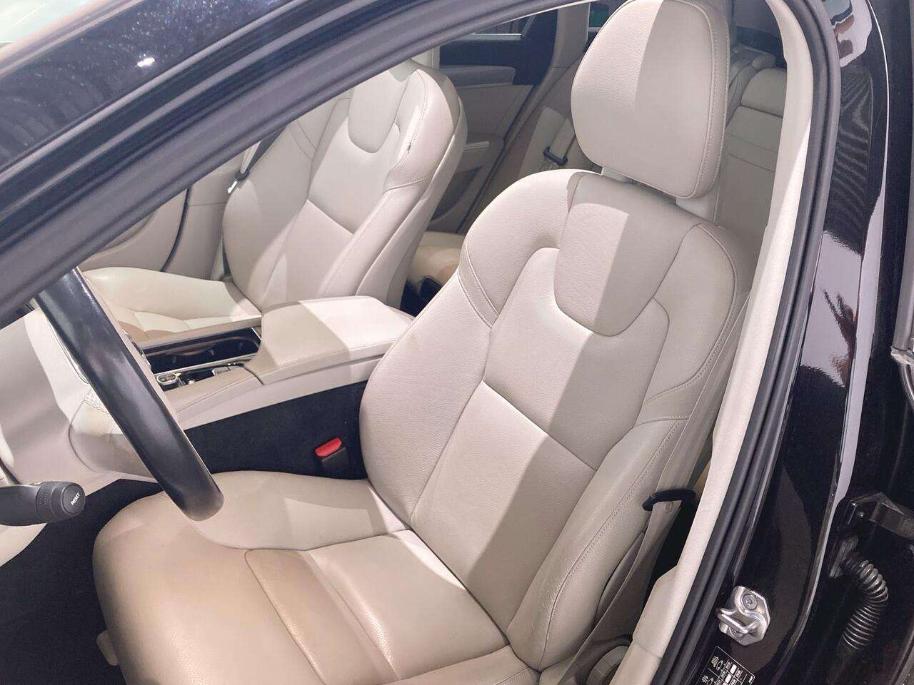 Volvo V90 D4 Leder/Adapt cruise/Pilot ass/Park ass — foto 12 van 25