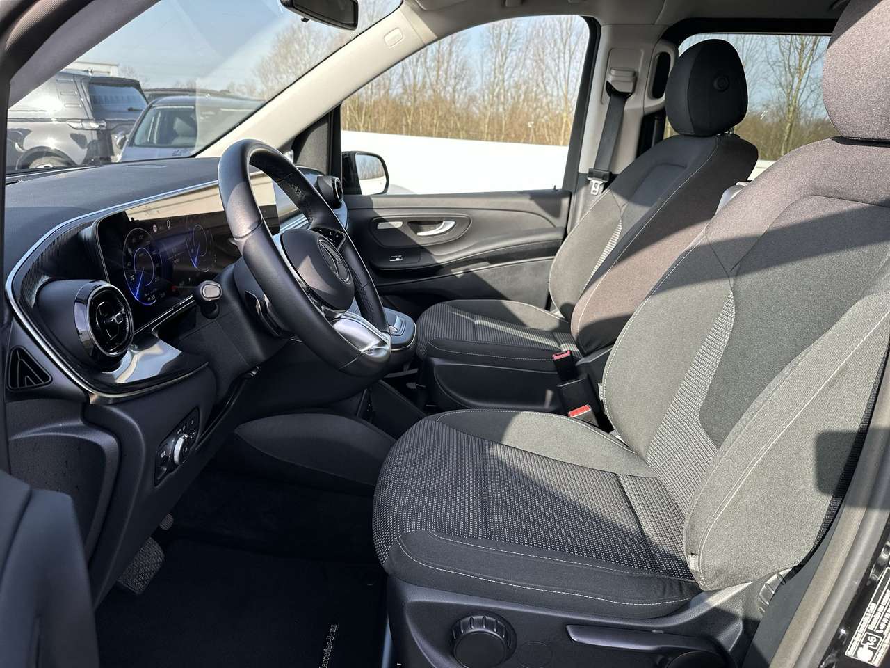 Mercedes-Benz EQV 300 EQV L3 90 kWh 300 — foto 12 van 20