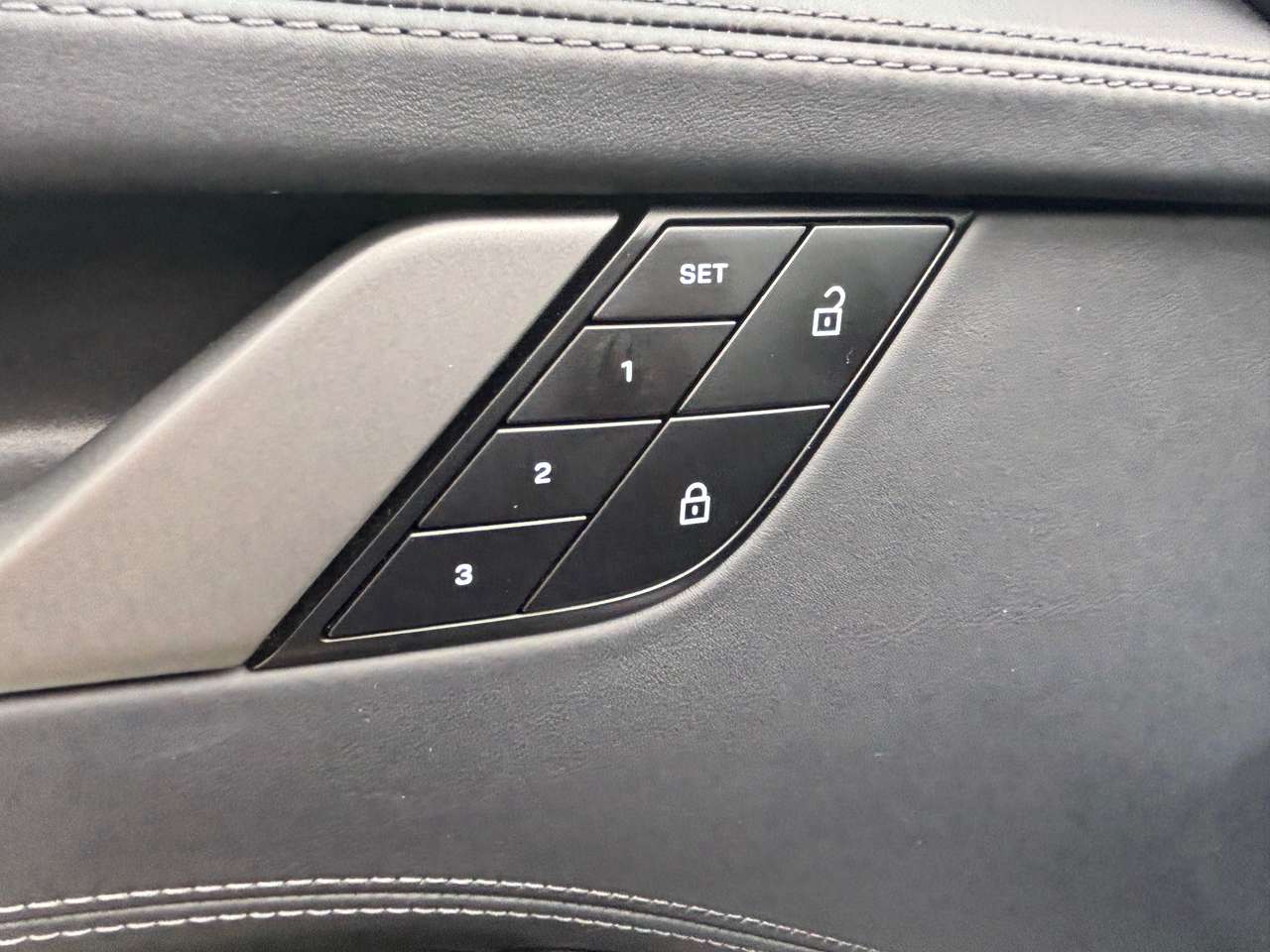 Porsche 992 992.2 Pano - 14way - SpoChro - Bose - SportExh - Spyder - Keyless - CarPlay - Approved - Cruise — foto 8 van 25