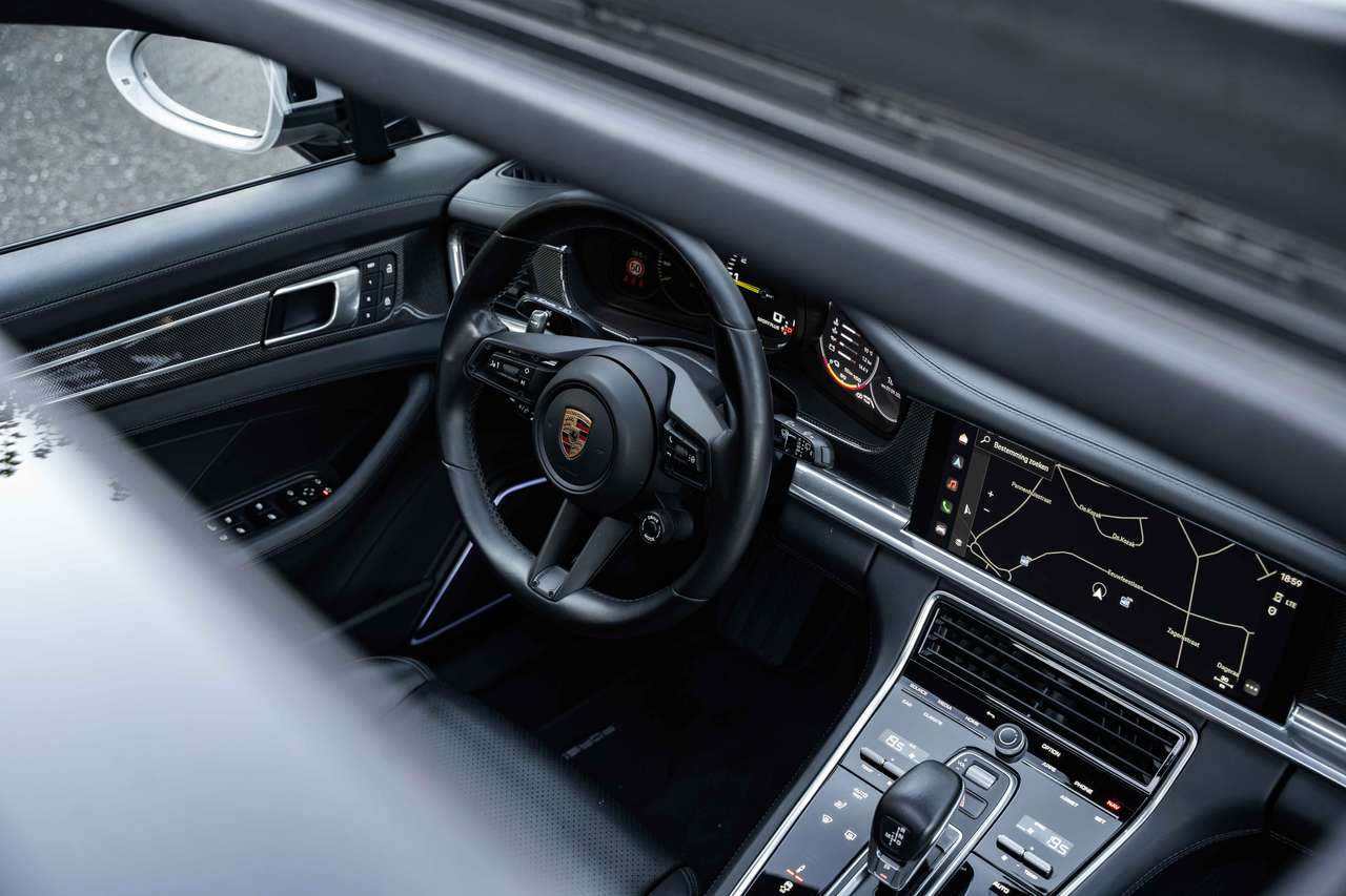 Porsche Panamera 4 E-Hybrid Sport Turismo PDLS/PANO/LUCHTV./BOSE/SOFTCLOSE/360° — foto 11 van 25