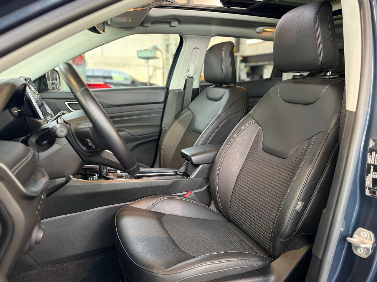 Jeep Compass 1.3 Turbo T4 190PK Limited 4xe — foto 8 van 21