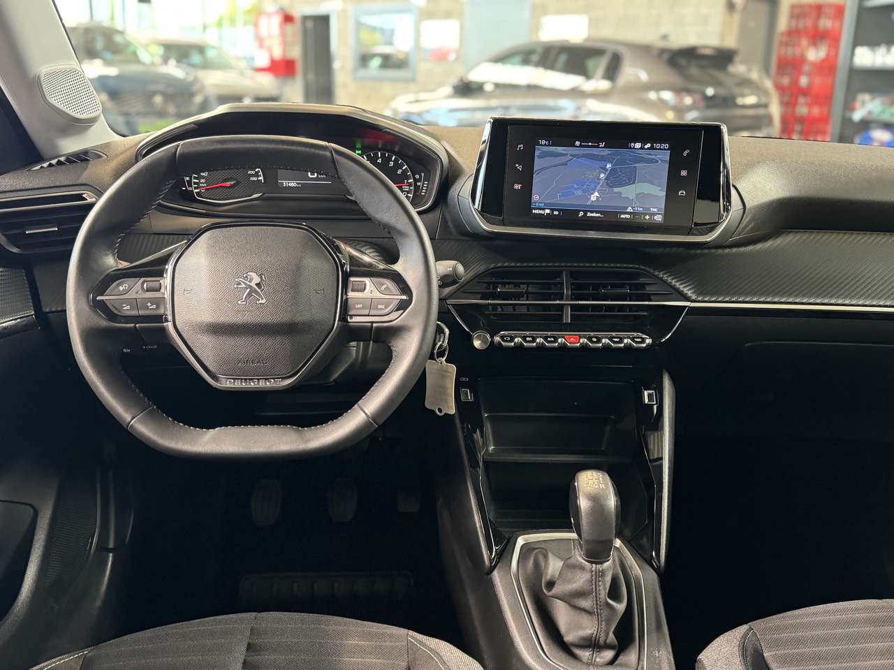 Peugeot 208 1.2i PureTech Style — foto 10 van 16