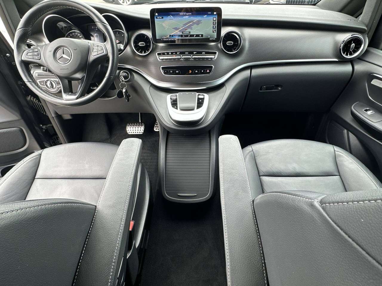 Mercedes-Benz V 220 D lichte vracht AMG Leder LED Trekh Nachtp — foto 14 van 14