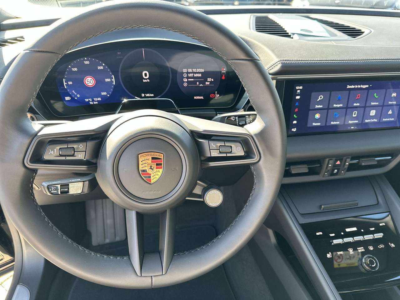 Porsche Macan ELECTRIC  Pano Dak Lederpakket 21" Bose — foto 16 van 19